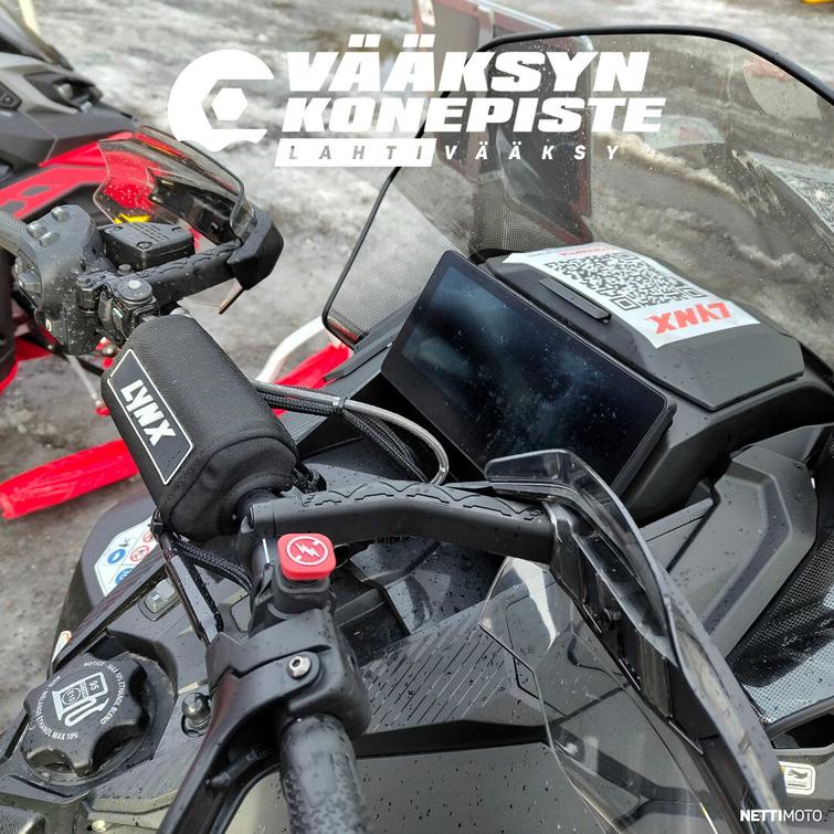 Lynx Xterrain RE 850 E-TEC Turbo R with WIS 3700mm, 10.25in.Touchscr. Dsiplay