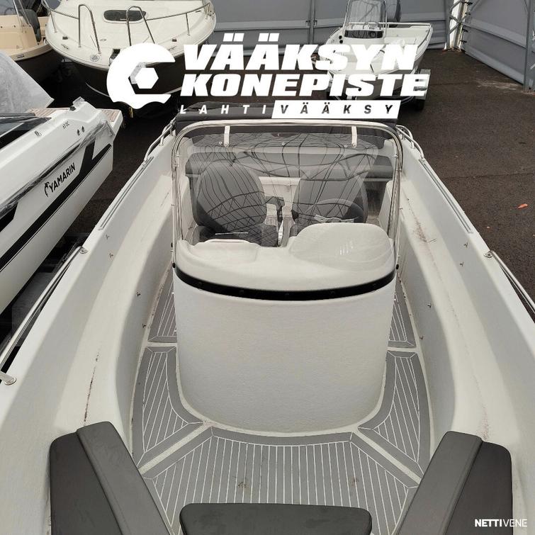 Suvi 63 CC Fisher + Yamaha F100 LB