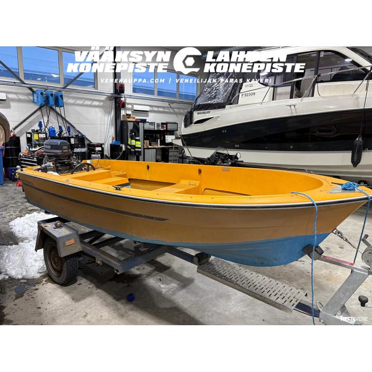 Vator 14 R + Evinrude 20