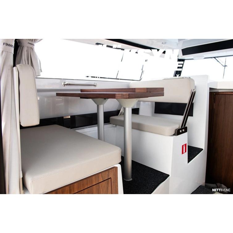 Finnmaster Pilot 8 + Mercury V400 XXL CF ES V10