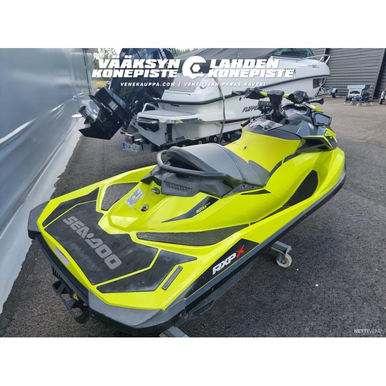 Sea-Doo RXP-XRS 300