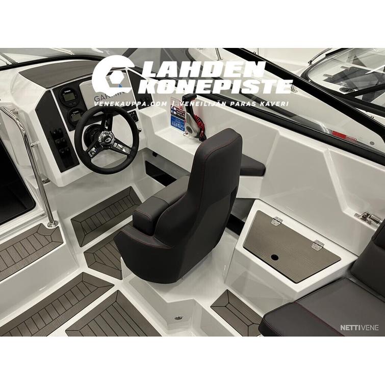 AMT 210 DC + Yamaha F150XB