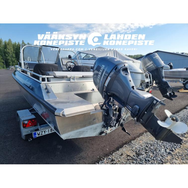 Buster LX + Yamaha F60