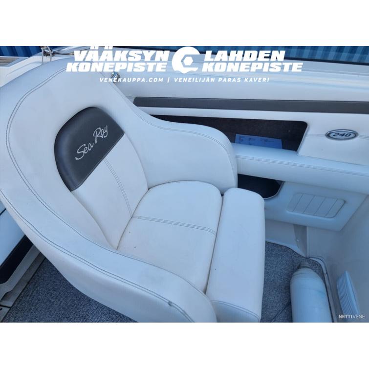 Sea Ray 240 Sun Sport + MerCruiser 5.0 MPI