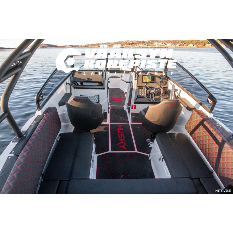 Finnmaster Husky R7 + Mercury F200 XL DS V6