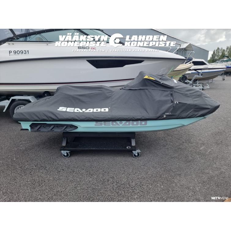 Sea-Doo Wake pro 230