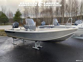 Buster SCC + Mercury F30