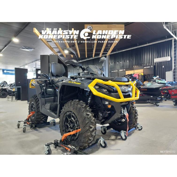 Can-Am Outlander Max XTP 1000 (T3B) 80km/h traktori