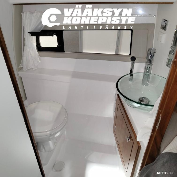 Aquador 250 HT + Mercury V250 V8