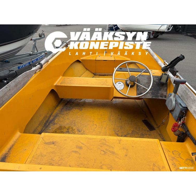 Vator 15 R + Yamaha F15