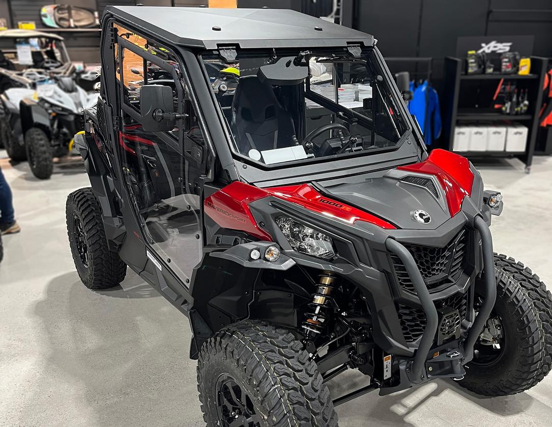 Can-Am Maverick tarjous hyttipaketilla