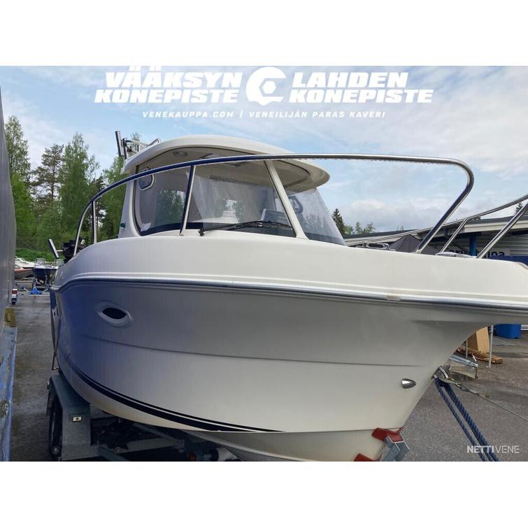 Quicksilver 580 PH + Mercury F100 L EFI