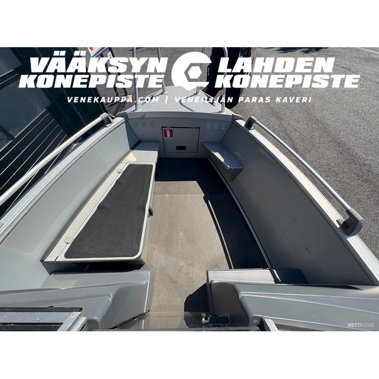 Buster XL + Mercury 115 Optimax