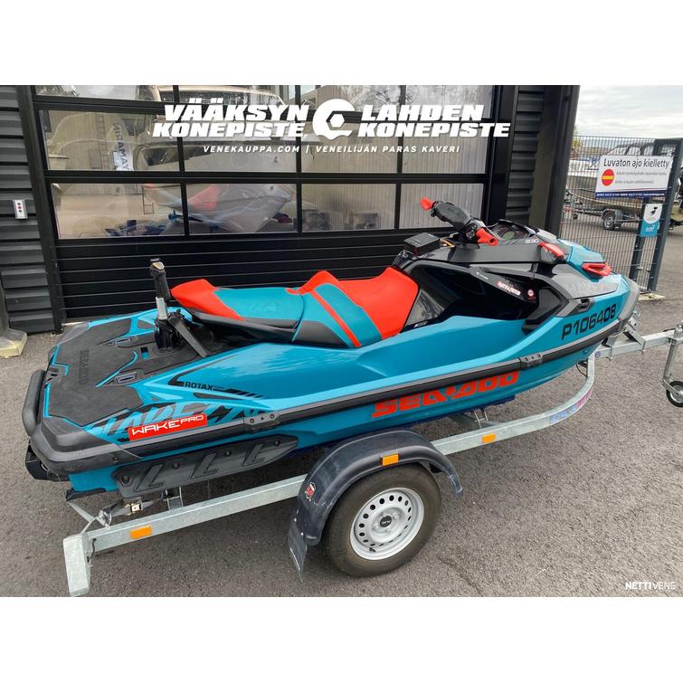 Sea-Doo Wake pro 230