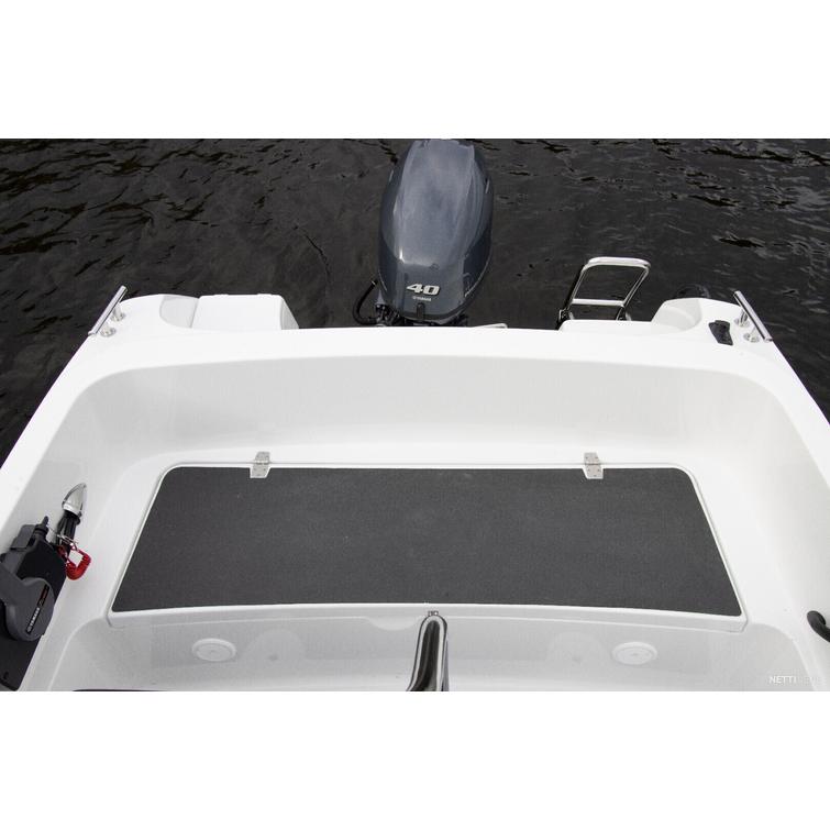 AMT 150 R + Yamaha F50 HETL