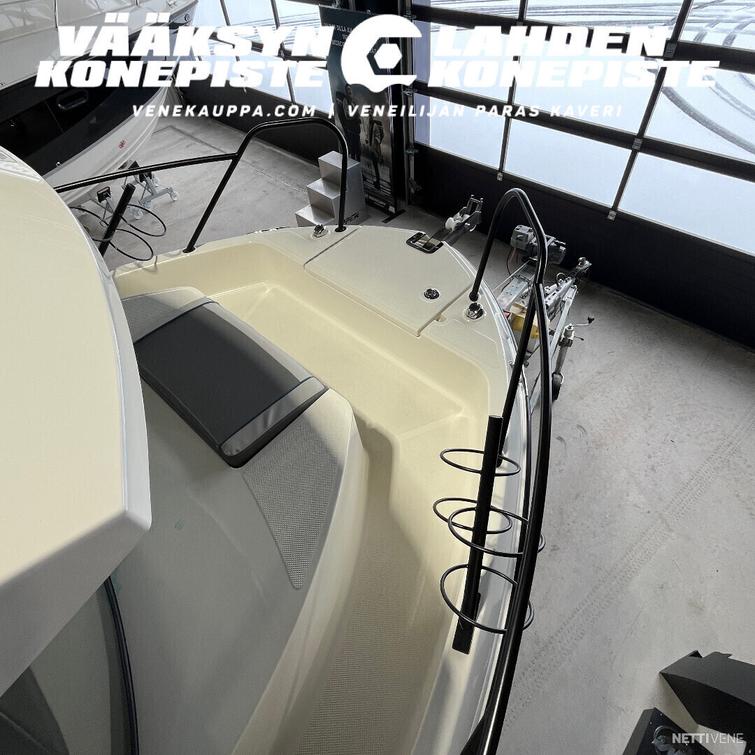 Quicksilver Captur 705 Pilothouse + Mercury F150 XL