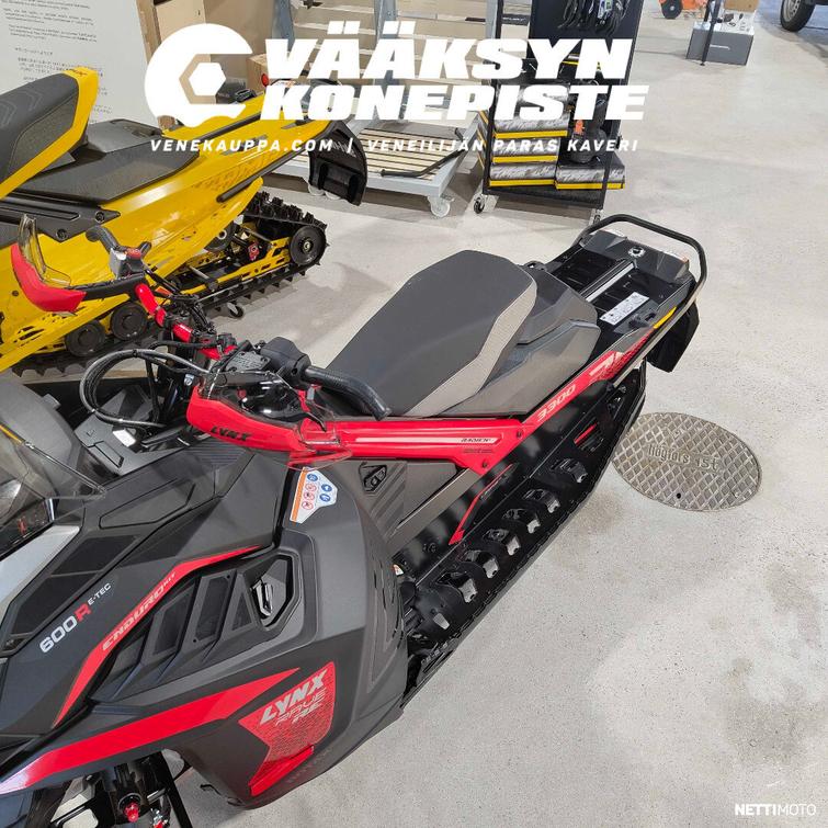 Lynx Rave RE 600R E-TEC(3300mm)7.2 in. digital display