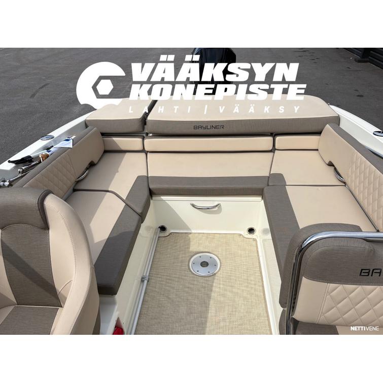 Bayliner VR6 CUDDY + Mercury MERCURY VERADO V250 XL AMS DTS V8