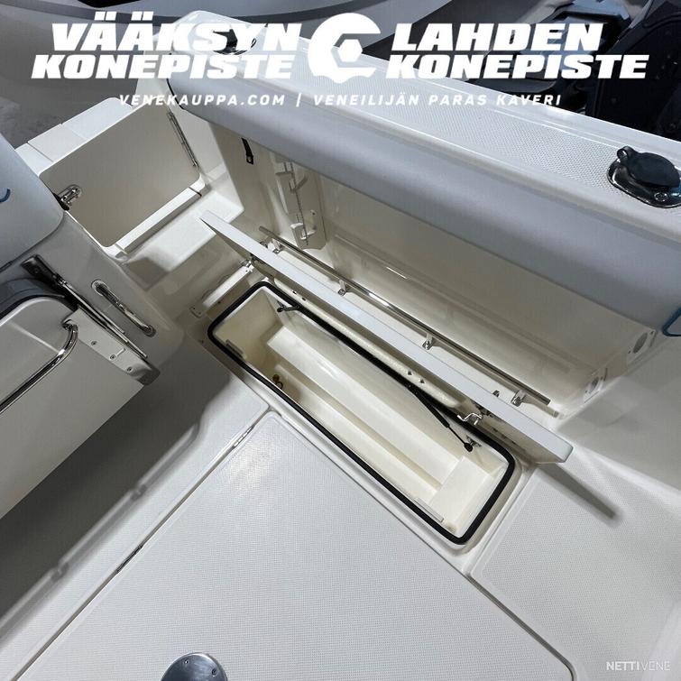 Quicksilver Captur 705 Pilothouse + Mercury F150 XL