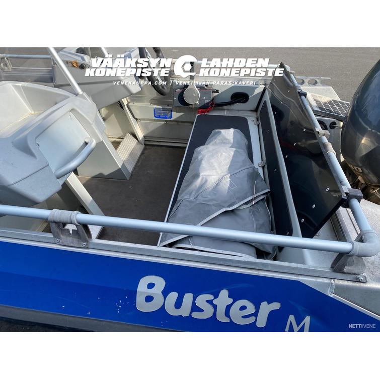 Buster M + Yamaha F40