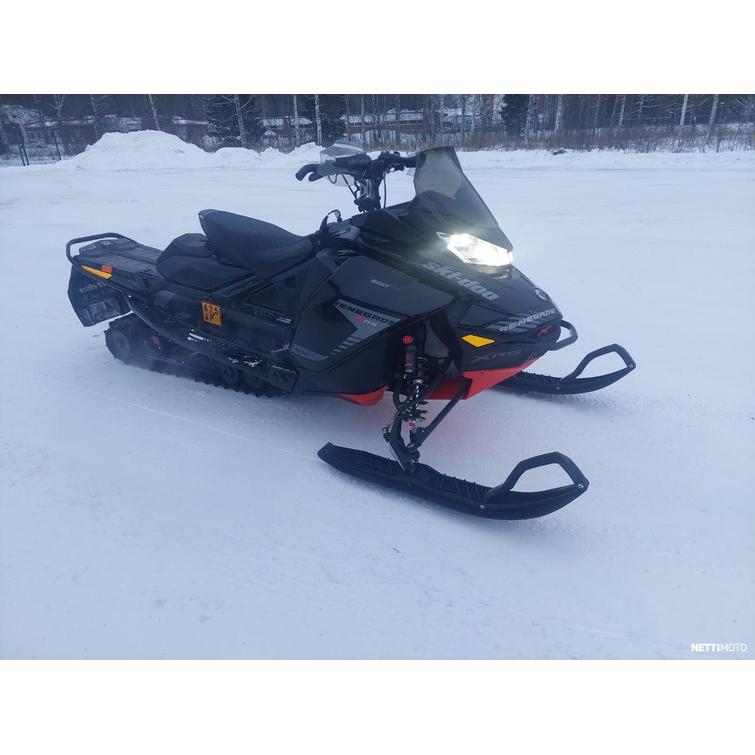Ski-Doo Renegade XRS 850 E-TEC