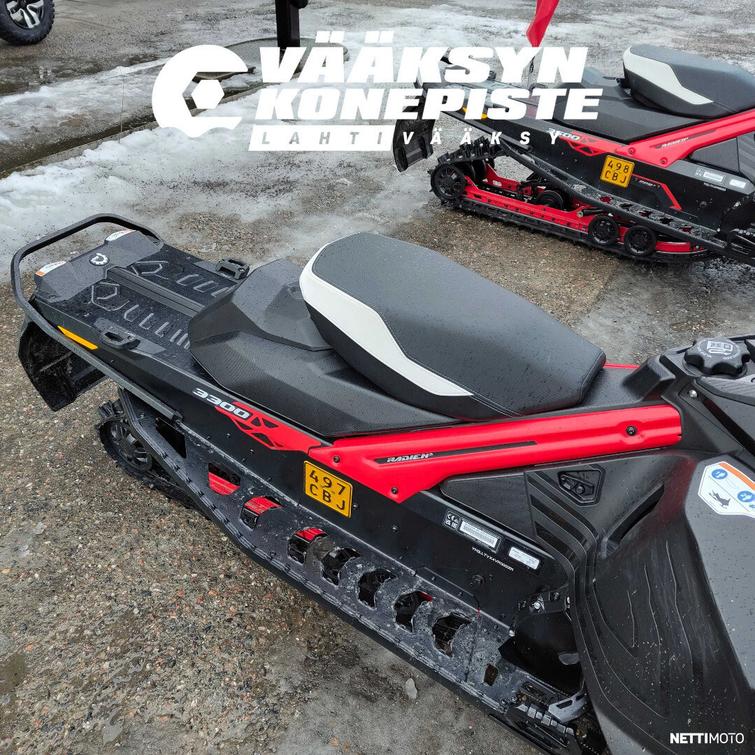 Lynx Rave RE 600RR E-TEC 3300 mm, 7.2in. Dig. Display