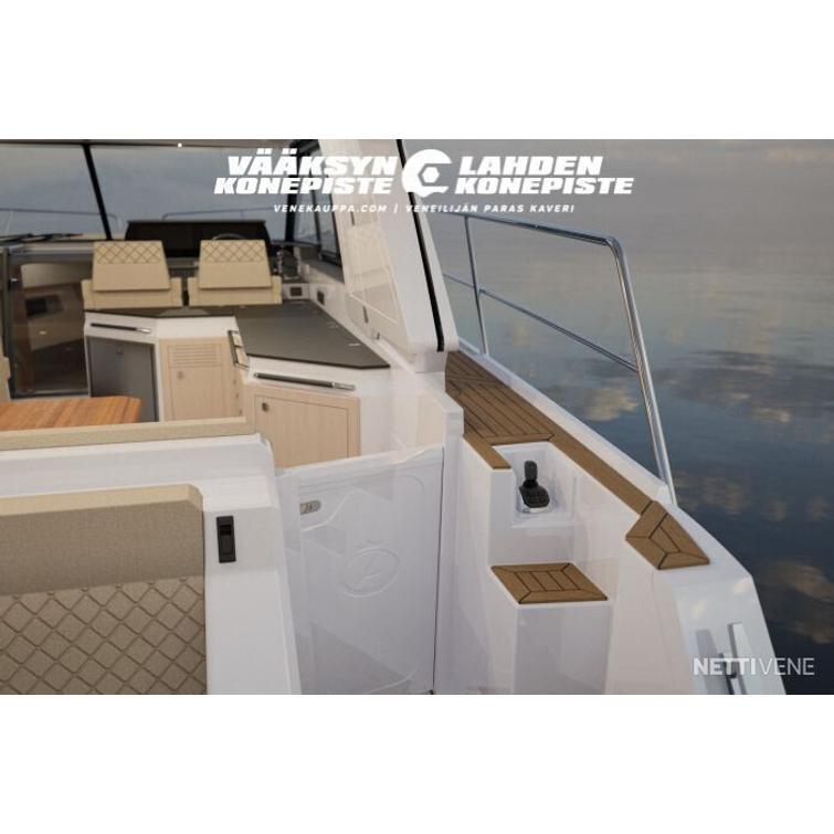 Aquador 400 HT + Mercury Diesel 270 HP V6
