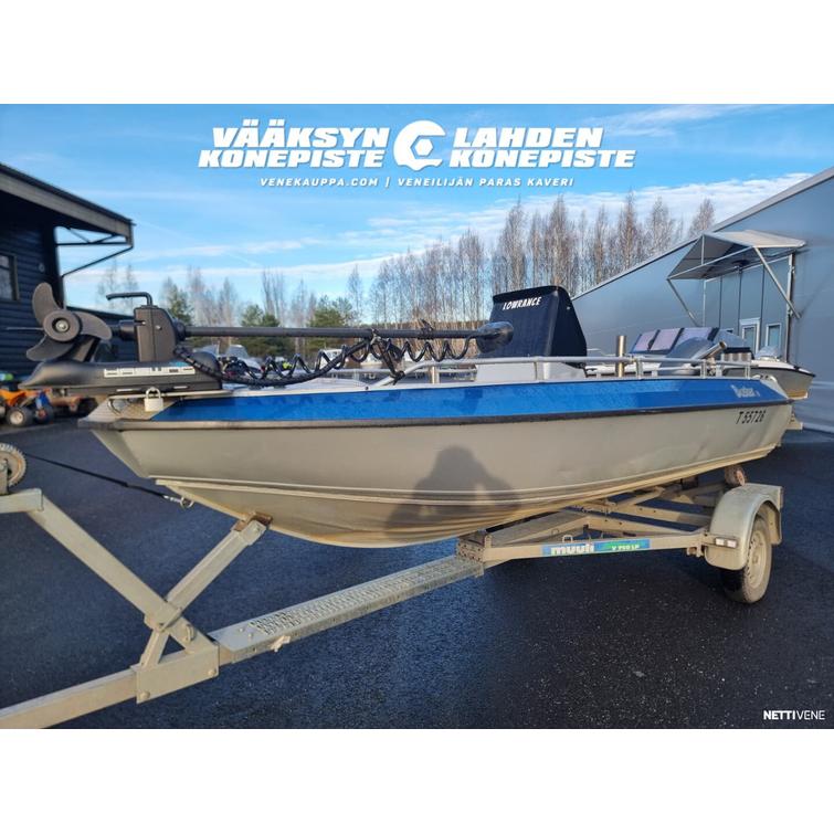 Buster M Varattu + Yamaha F40