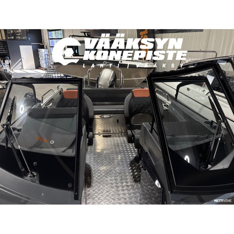 Buster XL V-MAX + Yamaha V MAX VF115XA