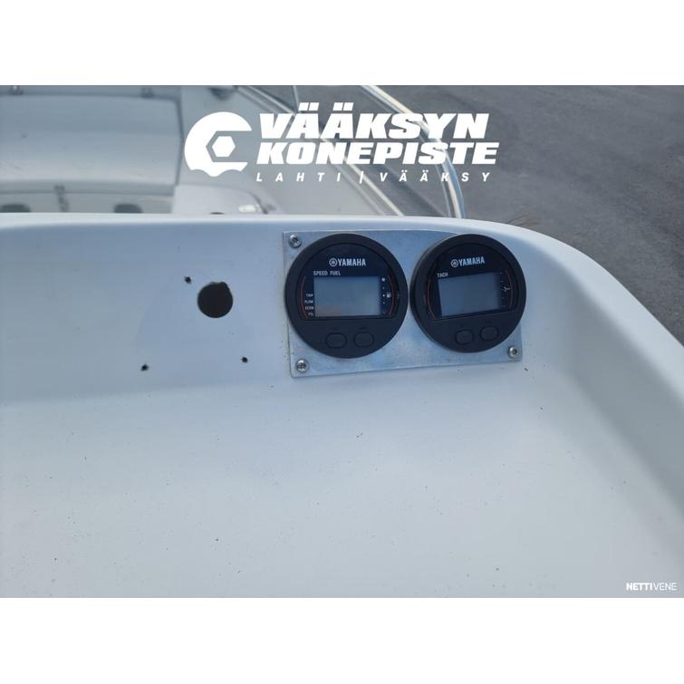 Silver Hawk 540 DC + Yamaha F70