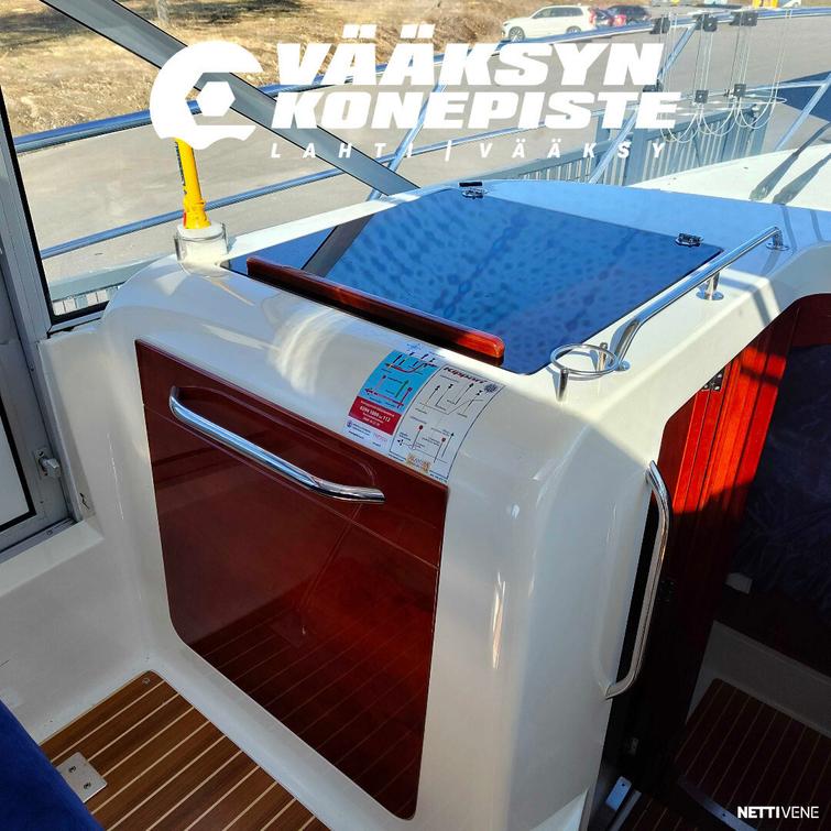 Aquador 32 C + Yanmar 440