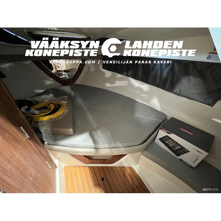 Quicksilver Activ 805 cruiser + Mercury F200 XL V6