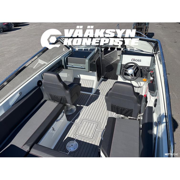 Yamarin Cross 75 BR + Yamaha F300 BET2X