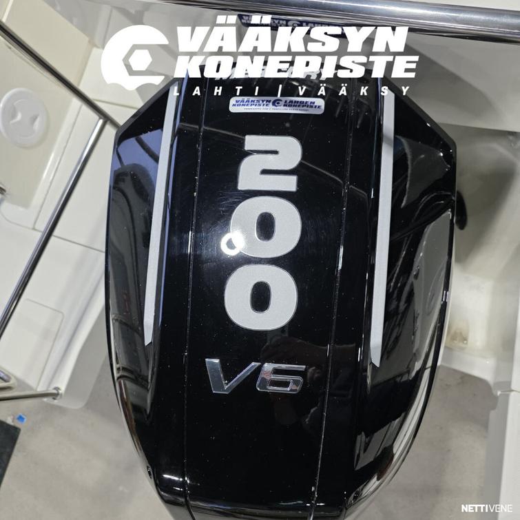 Quicksilver Captur 705 Pilothouse + Mercury F200 XL EFI DTS V6