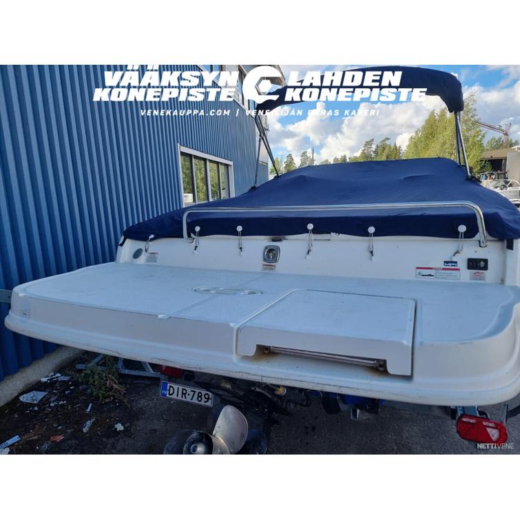Sea Ray 240 Sun Sport + MerCruiser 5.0 MPI