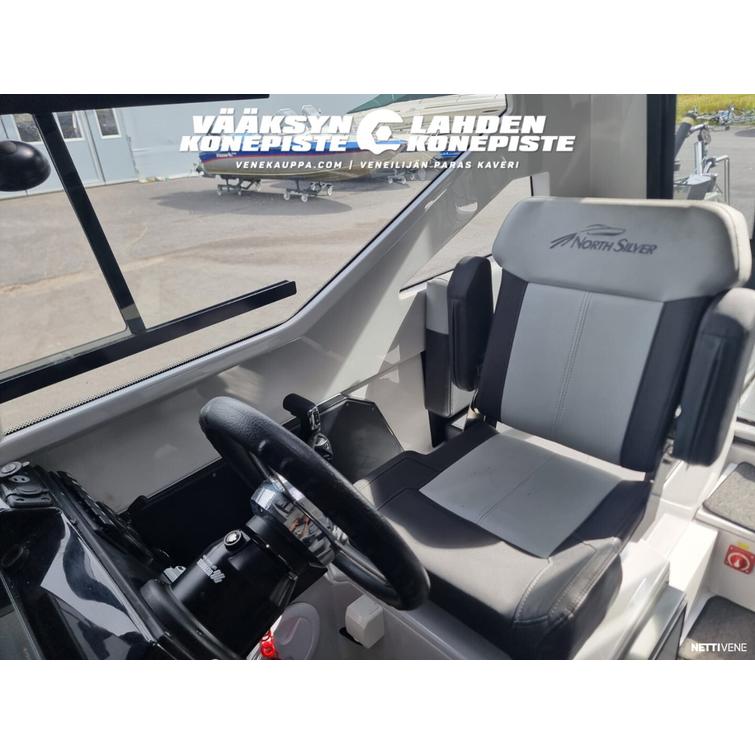 North Silver Eagle Cabin 655 + Yamaha F200