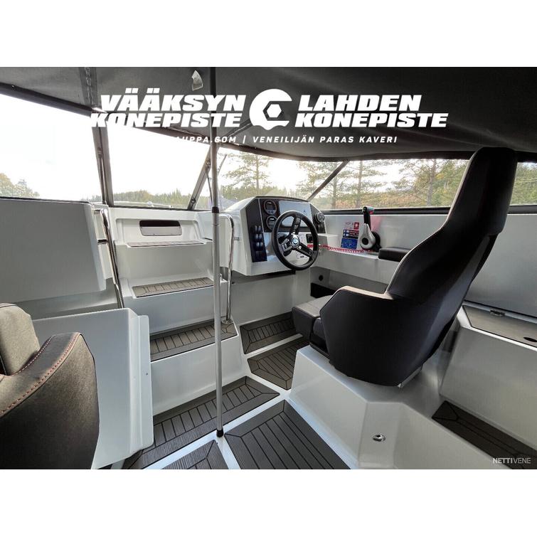 AMT 210 DC + Yamaha F150 XB