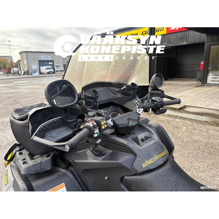 Can-Am Outlander Max