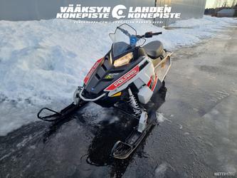 Polaris Indy CB6G 600cc