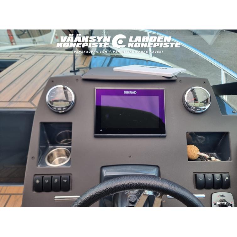 Flipper 650 DC + Mercury F150