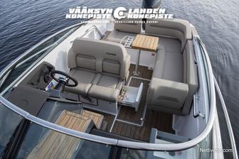 Flipper 700 DC + Mercury F225 XL V6