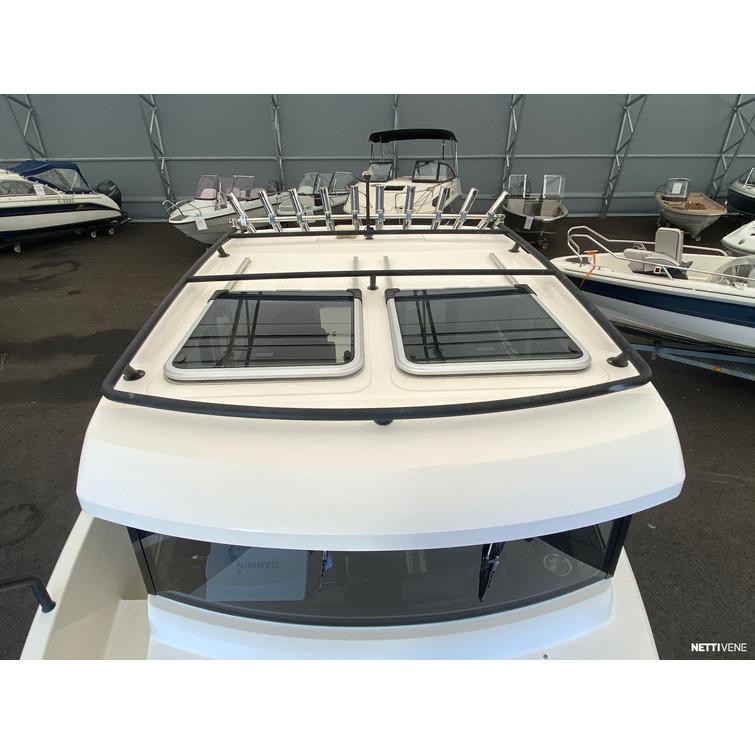 Bella RAID 700 + Mercury F200