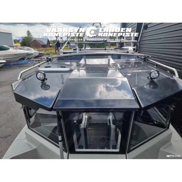 North Silver Eagle Cabin 655 + Yamaha F200