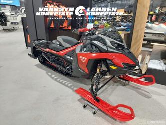 Lynx Rave 10.25" näytöllä