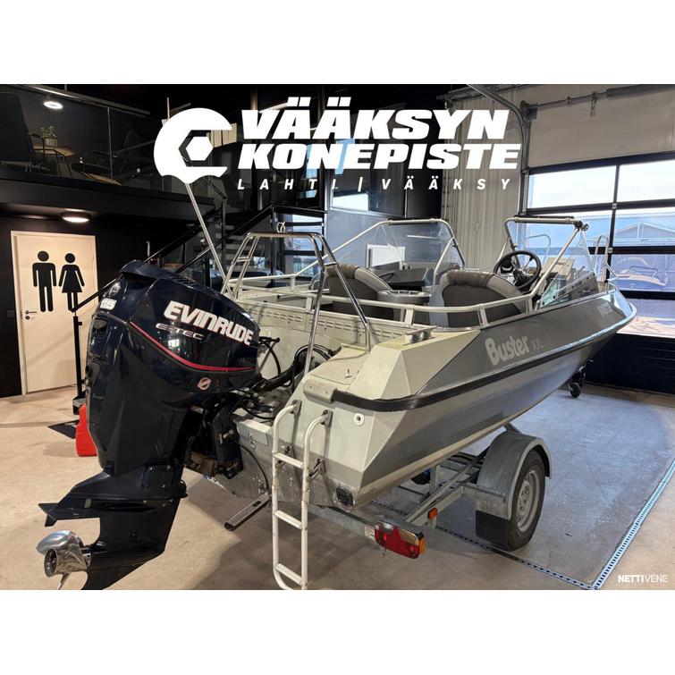 Buster XXL + Evinrude E-Tec