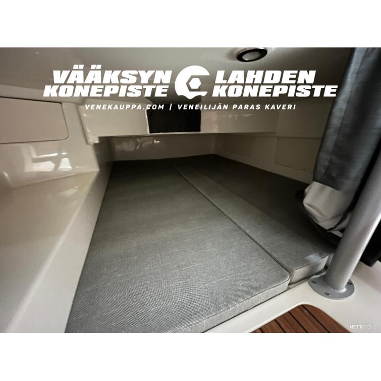 Quicksilver Activ 805 cruiser + Mercury F200 XL V6