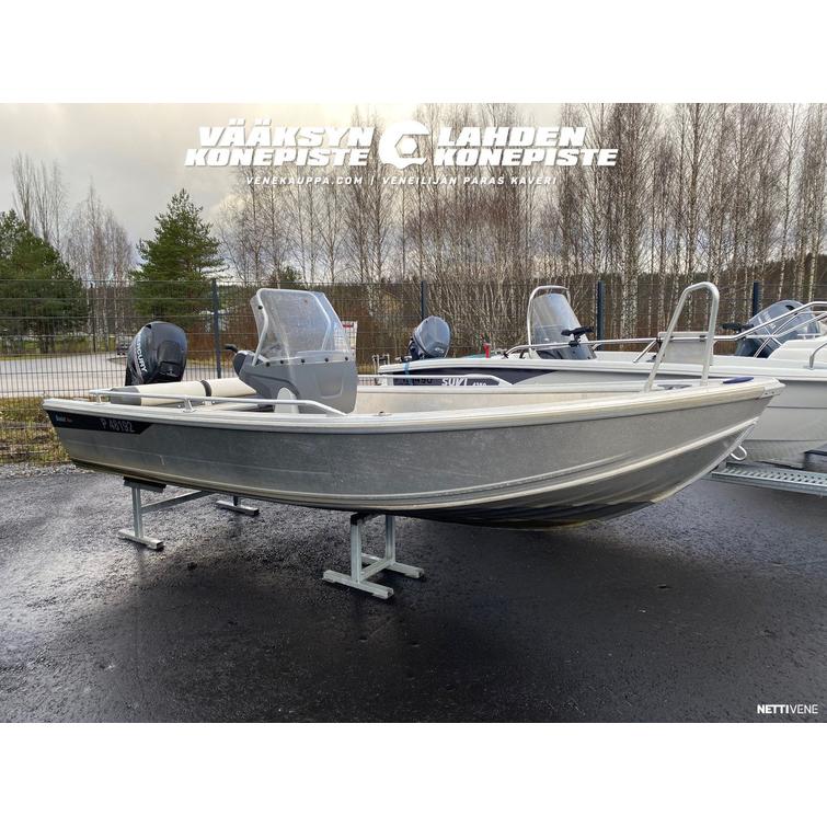 Buster SCC + Mercury F30