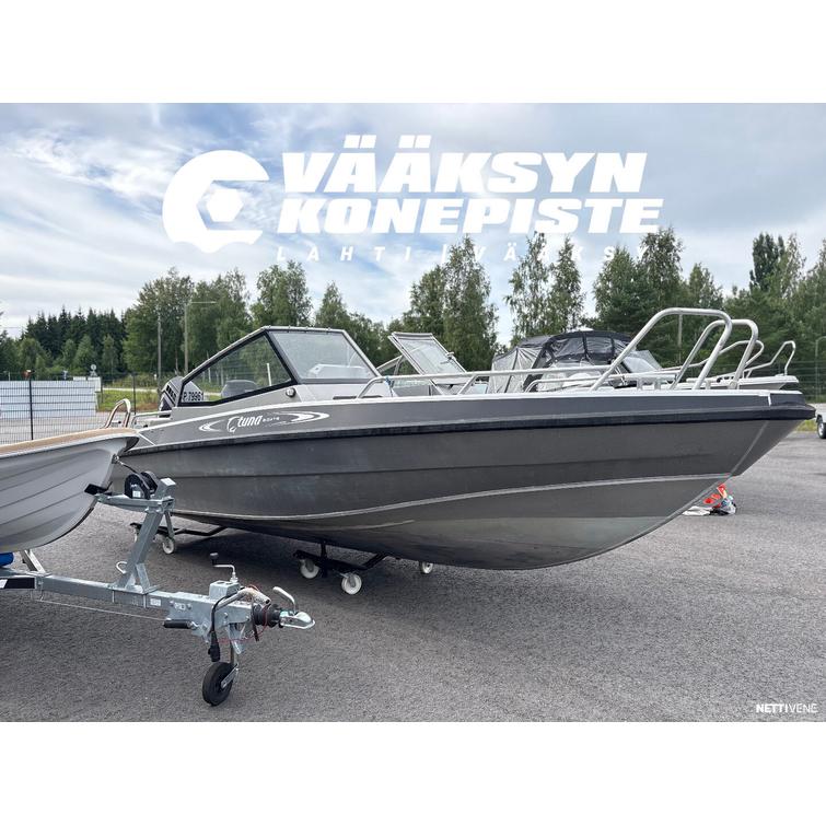 UMS 655DC TUNA + Evinrude E-Tec 115