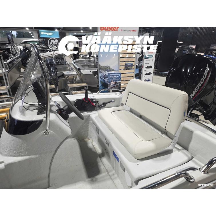 Suvi 4250 SR + Mercury F25