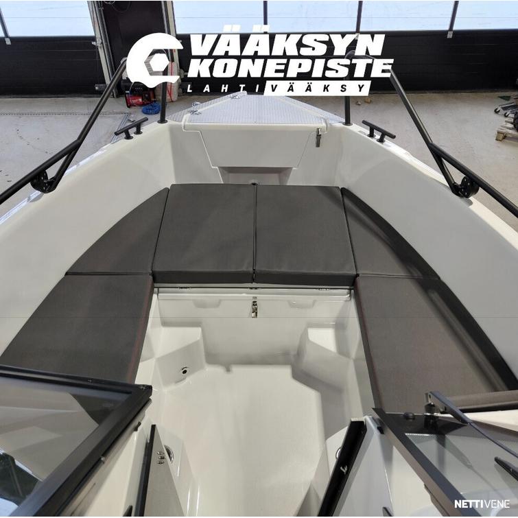 Falcon BRs 7 + Mercury F150